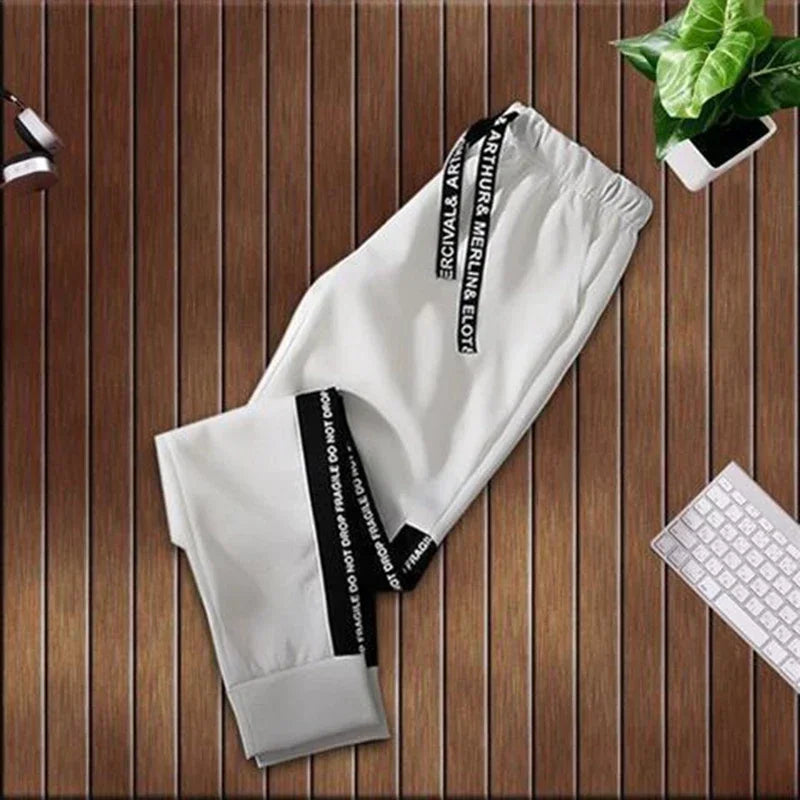 Buzo con Capucha Estampado con Letras